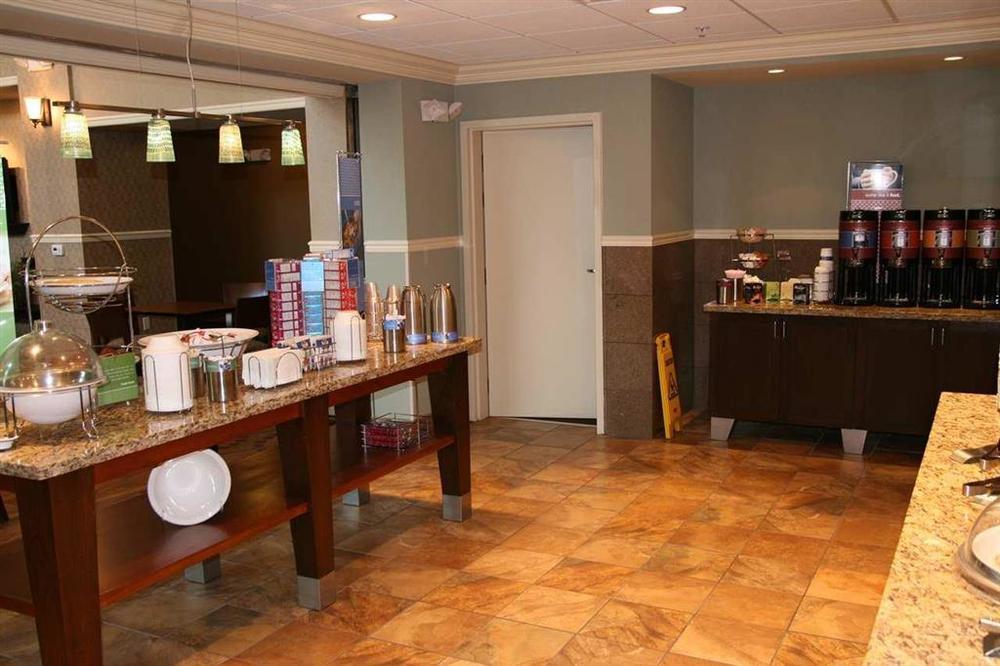 Hampton Inn & Suites Grafton Restaurace fotografie